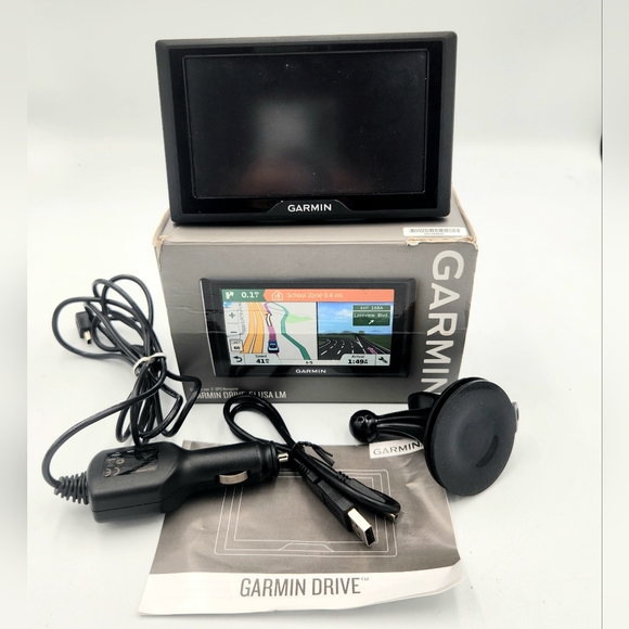 Garmin Drive 51 USA LM GPS Navigation Alerts Driver Awareness Lifetime Maps - Picture 1 of 12